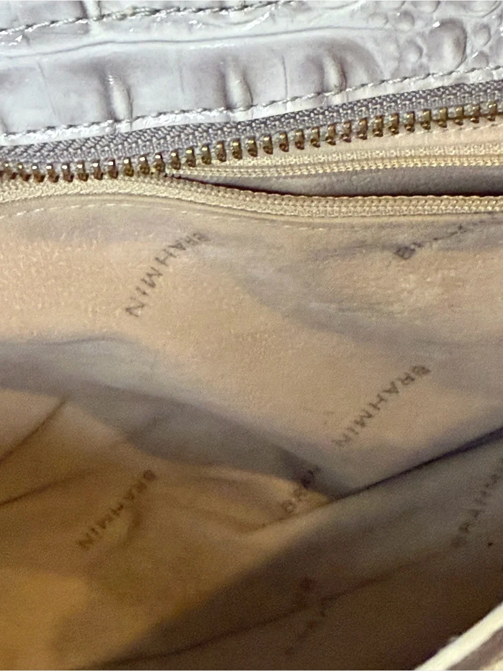 Brahmin Melbourne Gray Croc Embossed Leather Shoulder Bag Purse Gold Hardware